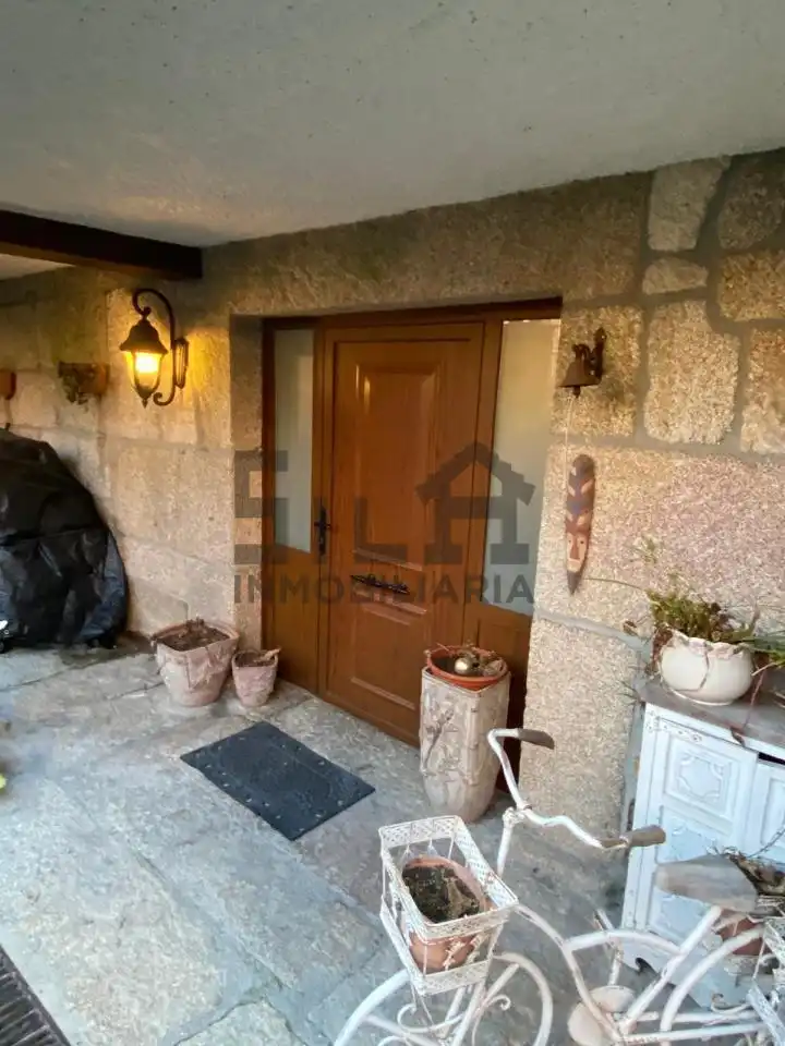 Casa o chalet en venta en LG. A PENA, Vilamarín
