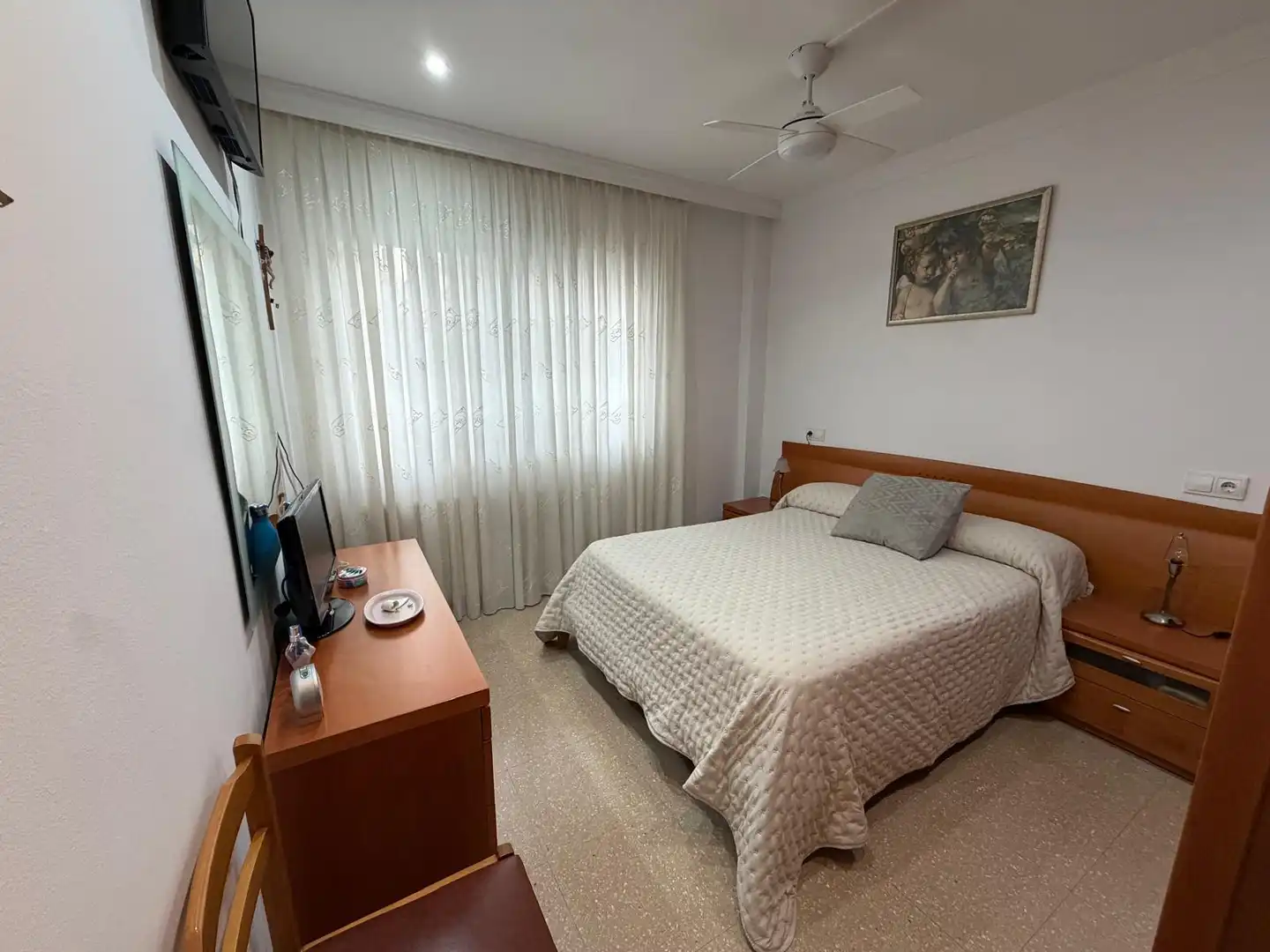 Bedroom of Flat for rent in Rubí  with Air Conditioner, Furnished and Oven