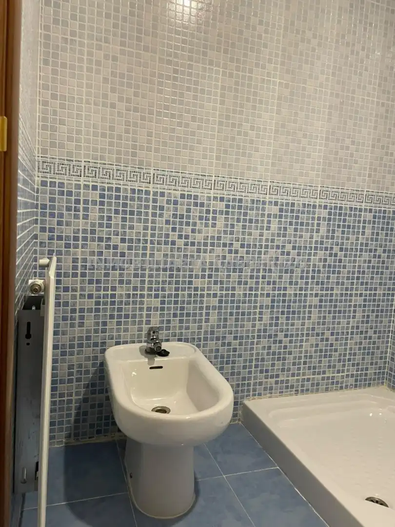 Bathroom of Flat for sale in Sojuela, La Rioja