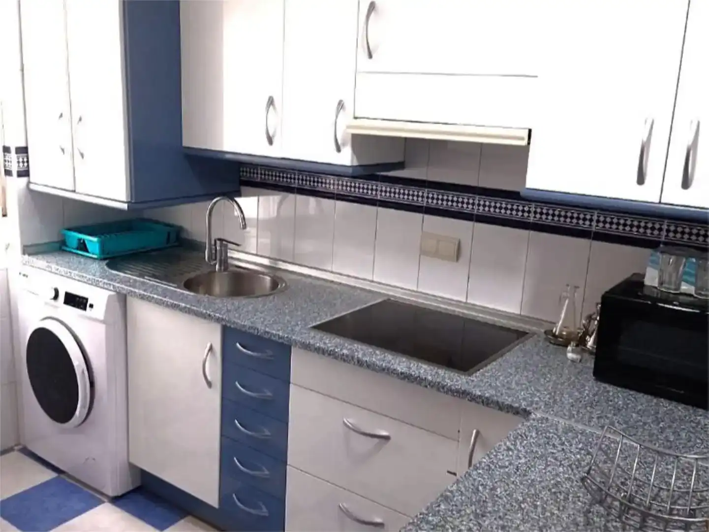 Küche von Wohnung zur Miete in Cuenca Capital mit Klimaanlage