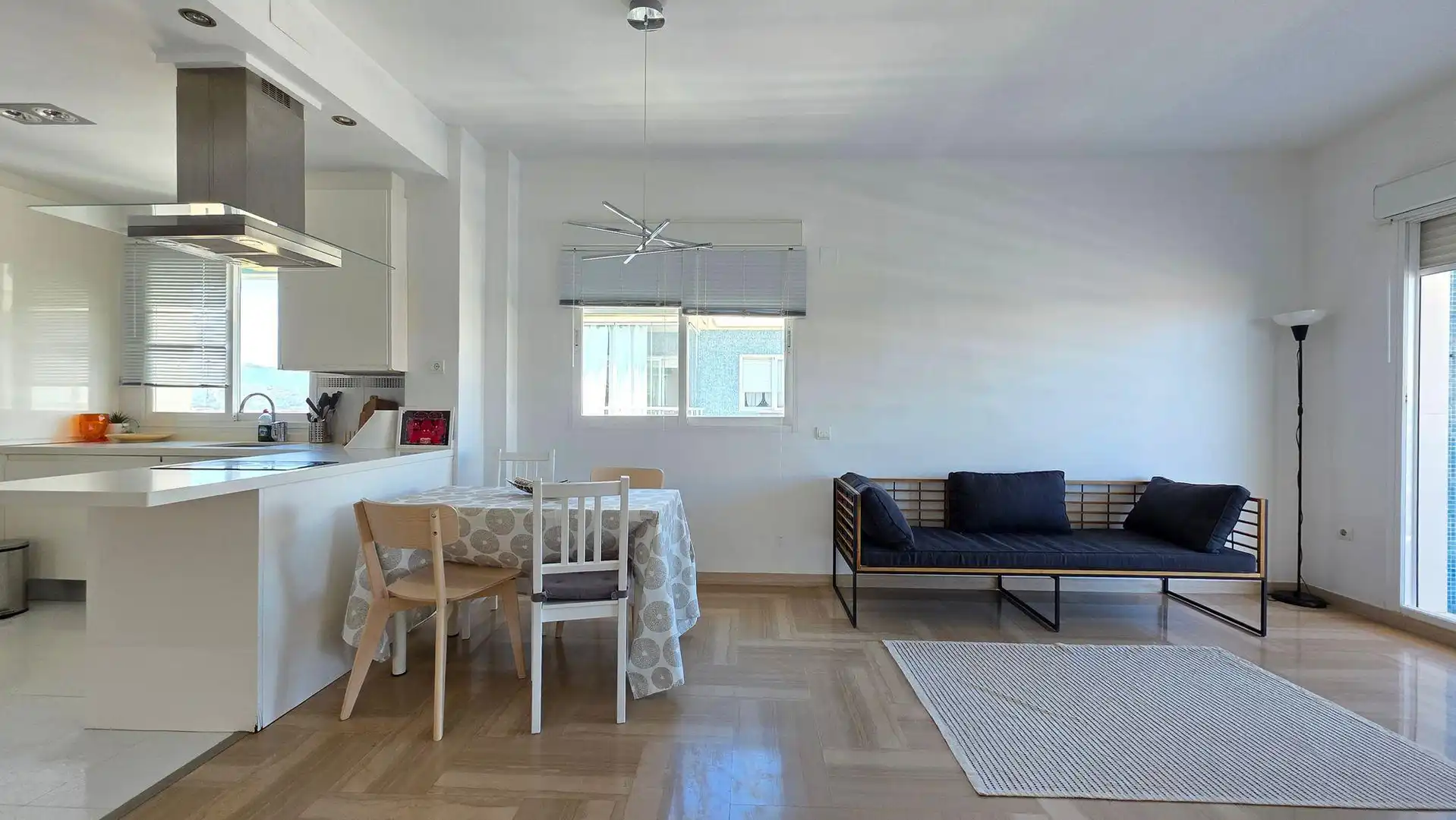Sala de estar de Piso en venta en Gandia con Balcón y Piscina comunitaria