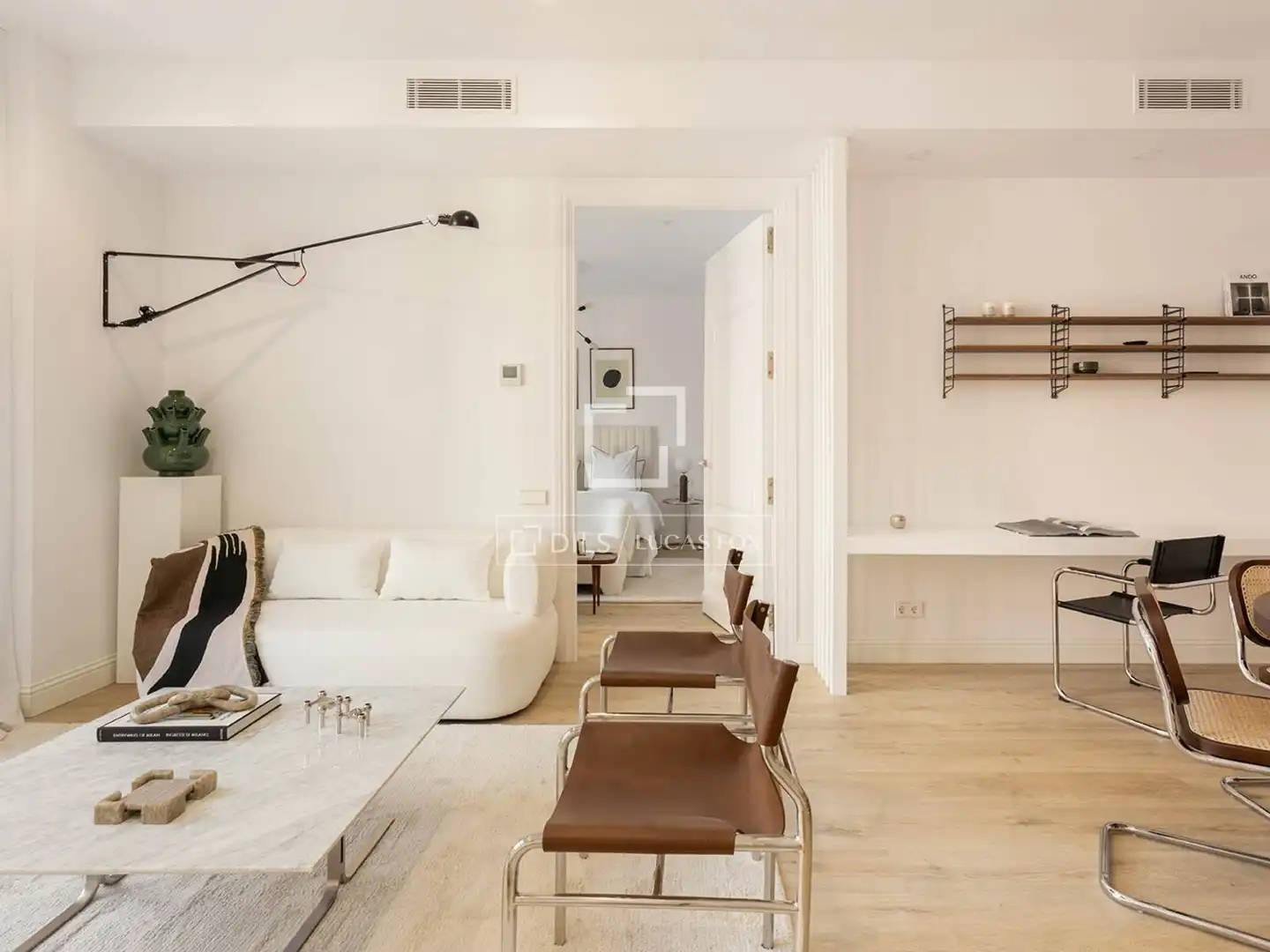 Sala de estar de Piso en venta en Barcelona con Aire acondicionado, Calefacción y Parquet