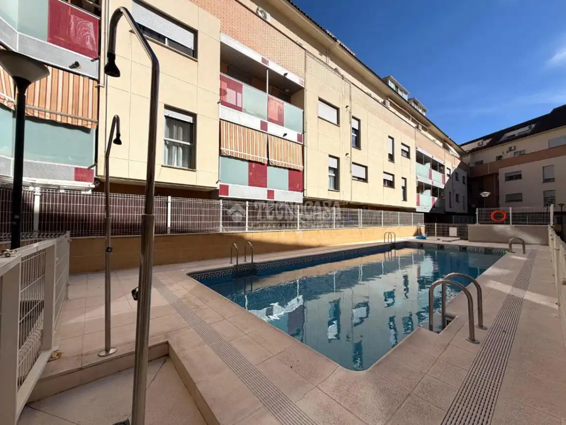 Swimming pool of Flat for sale in Valdepeñas  with Heating, Storage room and Balcony