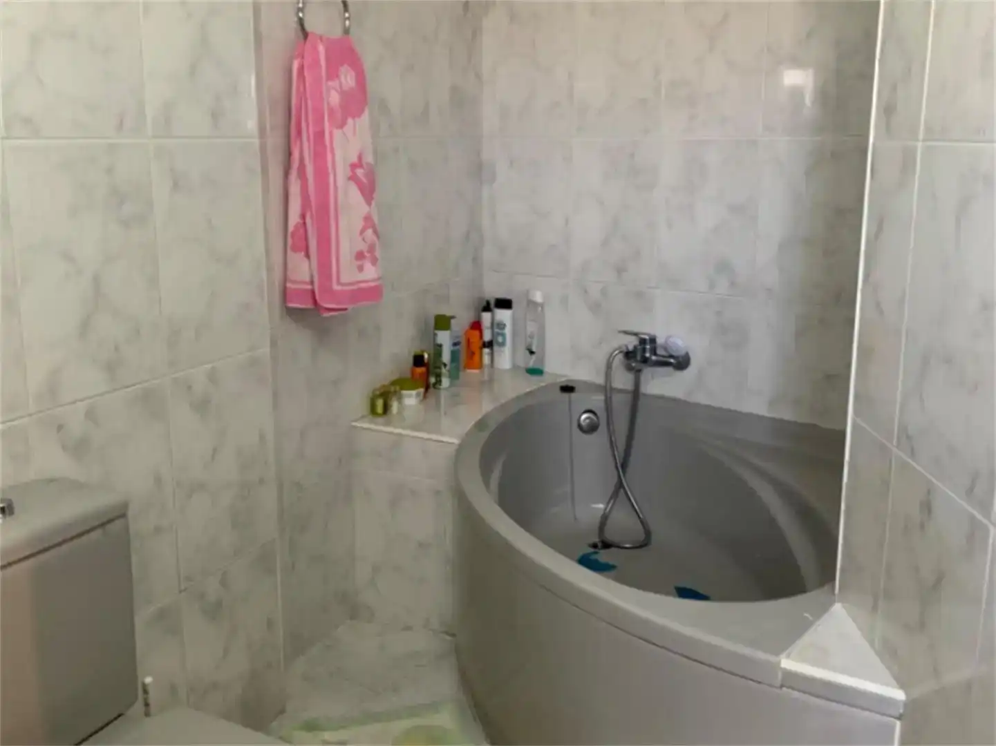 Baño de Piso en venta en Villaquejida con Trastero, Amueblado y Balcón