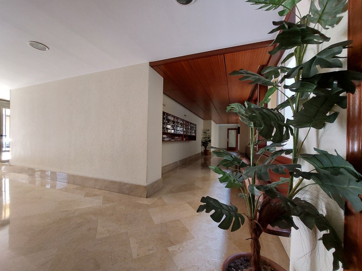 Local en venta en Culleredo