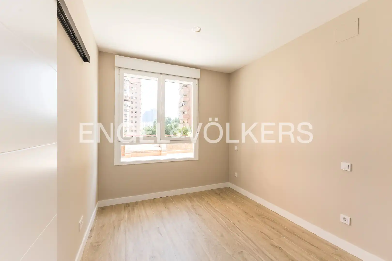 Habitación de Planta baja de alquiler en Madrid con Aire acondicionado y Calefacción
