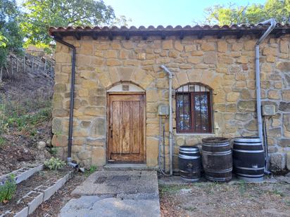 Vista exterior de Finca rústica en venda en Rodezno amb Terrassa