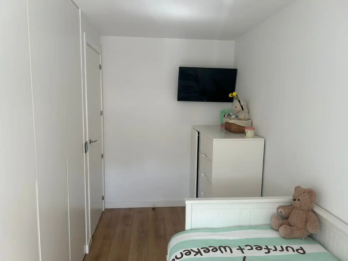 Flat for sale in Madrid  with Air Conditioner, Heating and Furnished