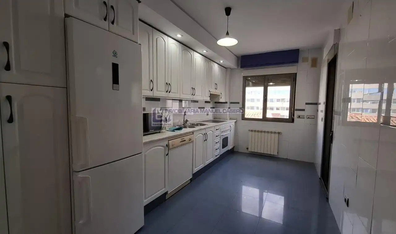 Cocina de Ático en venta en Cáceres con Calefacción, Terraza y Trastero