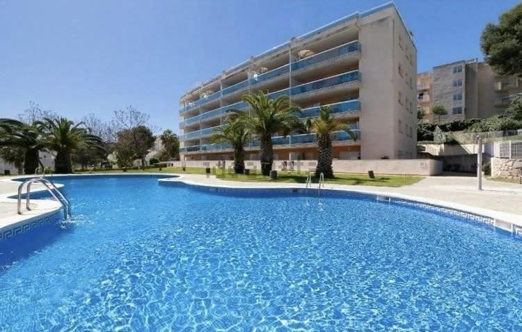 Swimming pool of Flat for sale in Salou  with Air Conditioner, Private garden and Terrace