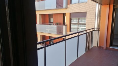 Photo 5 of Flat for rent in Calle del Ibón de Astún, Miralbueno, Zaragoza Capital
