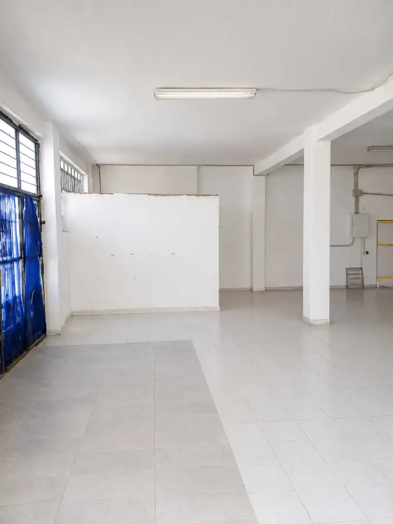 Industrial buildings for rent in Inmobiliaria - Barreda