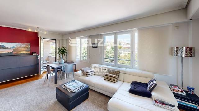 Piso en Venta en Iñaki Aldabalde Plaza en Ategorrieta - Ulia