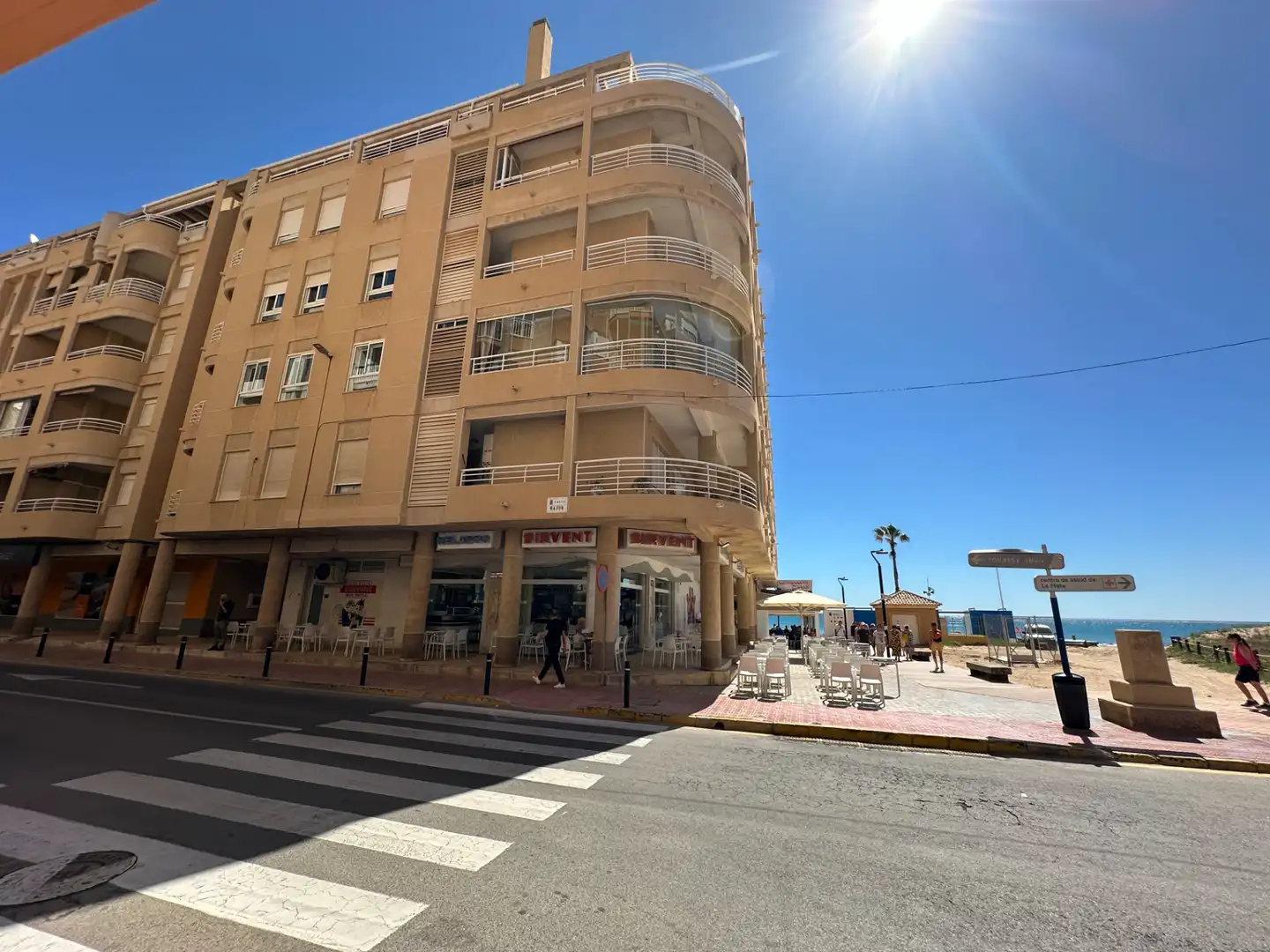 Vista exterior de Ático en venta en Torrevieja con Aire acondicionado, Calefacción y Terraza