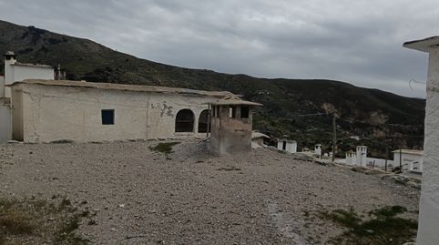 Foto 5 de Casa adosada en venta en Calle Arraíces, 5, Alpujarra de la Sierra, Granada