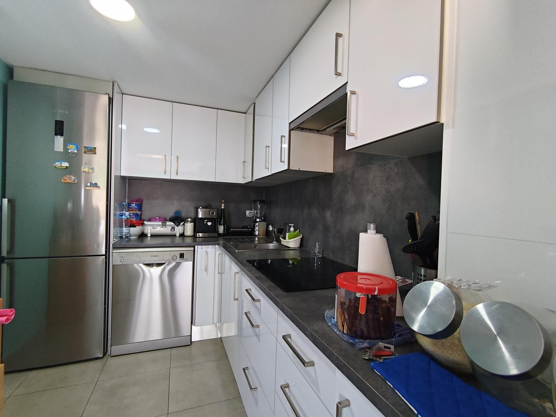 Kitchen of Flat for sale in  Tarragona Capital  with Air Conditioner and Furnished
