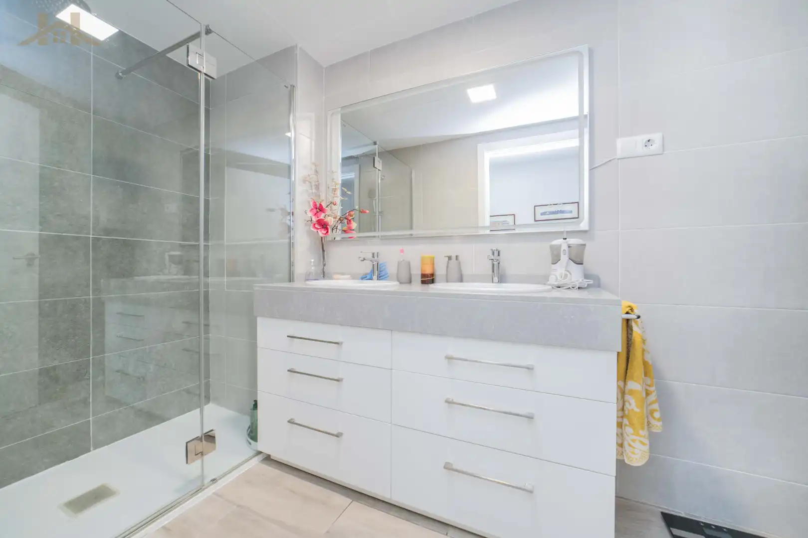 Badezimmer von Wohnung zum Verkauf in Arroyomolinos (Madrid) mit Klimaanlage, Heizung und Terrasse