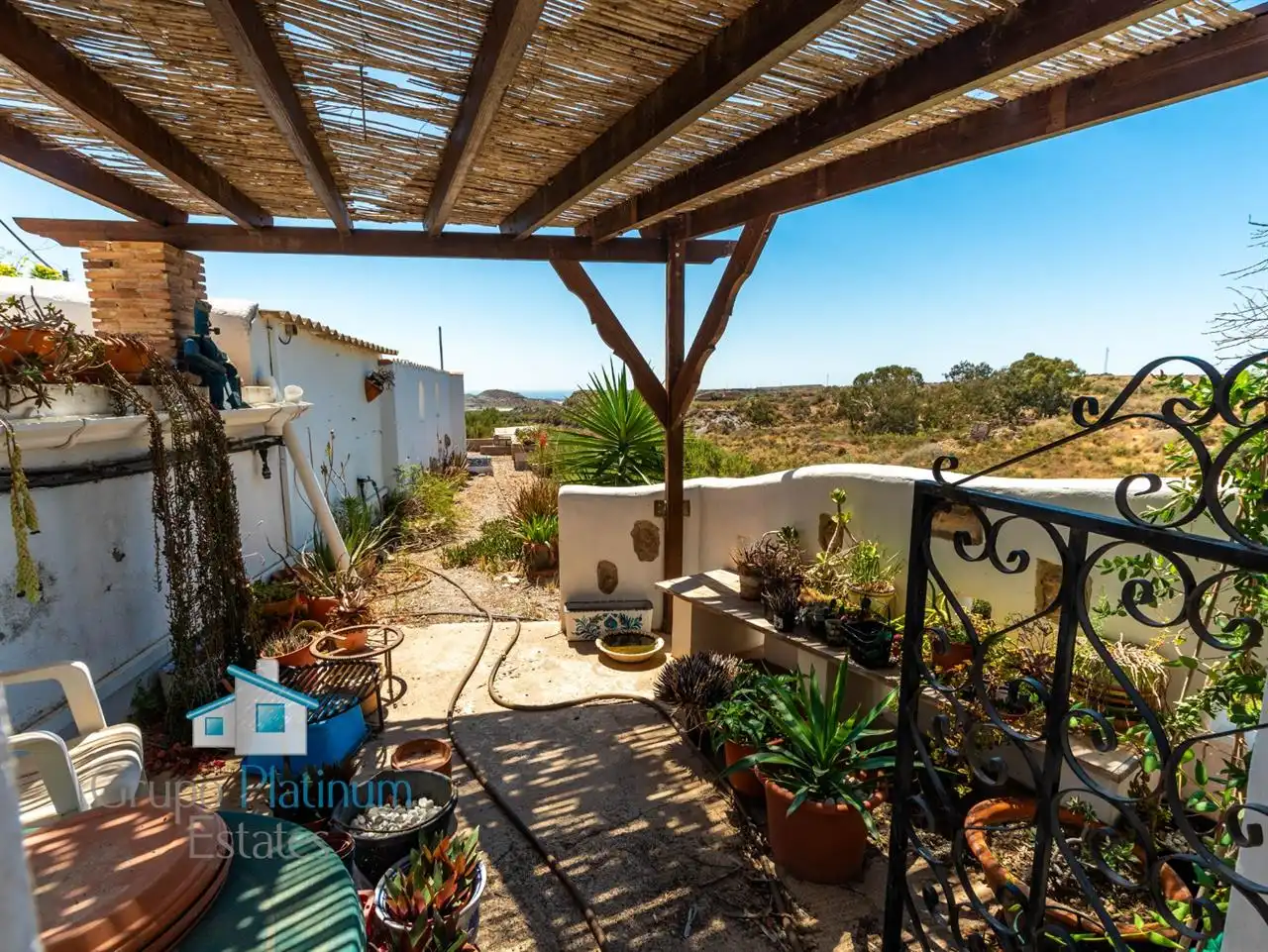 Vista exterior de Casa o xalet en venda en Águilas amb Aire condicionat, Calefacció i Jardí privat