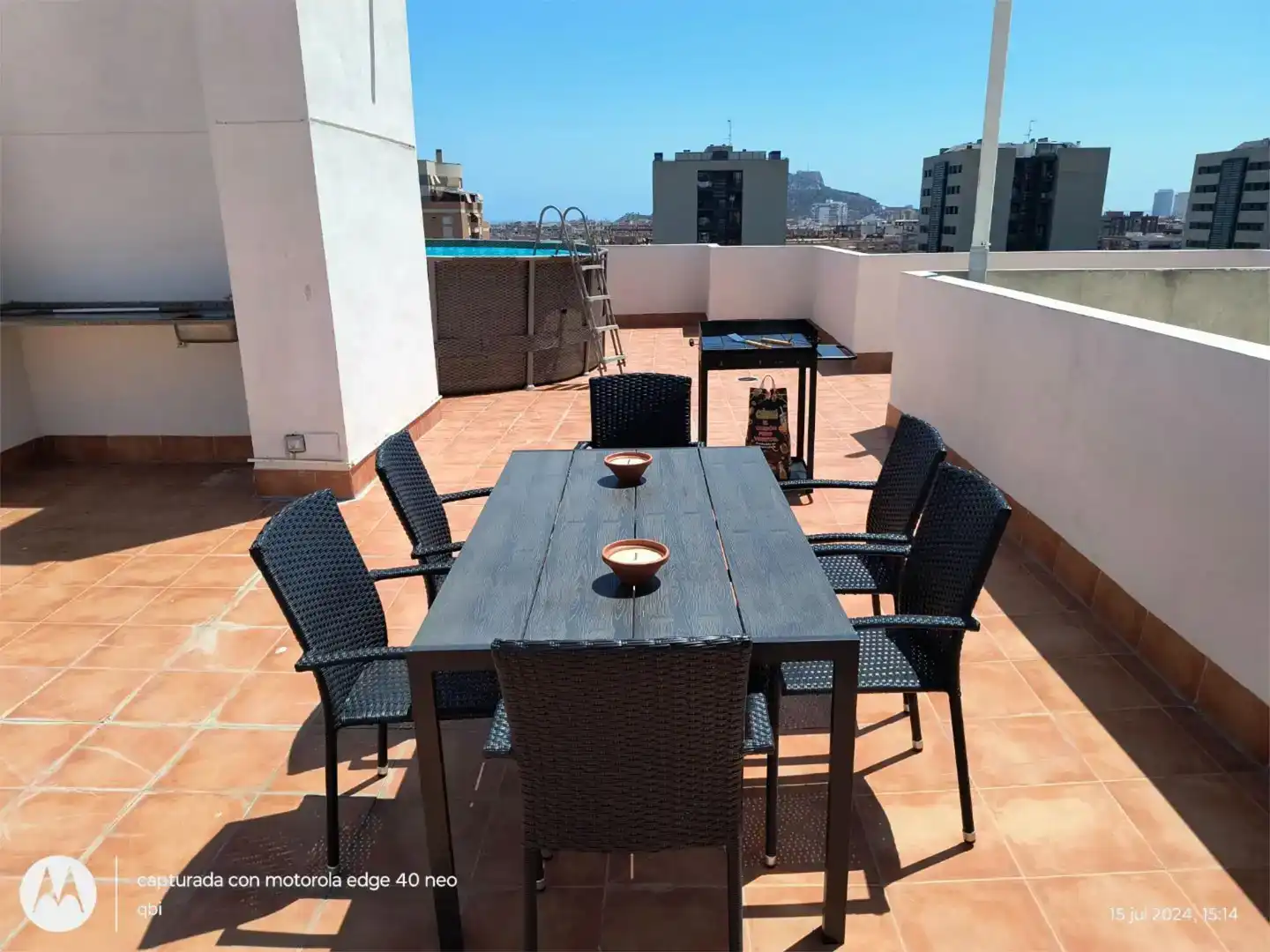 Terrasse von Dachboden zur Miete in Alicante / Alacant mit Klimaanlage, Schwimmbad und Balkon