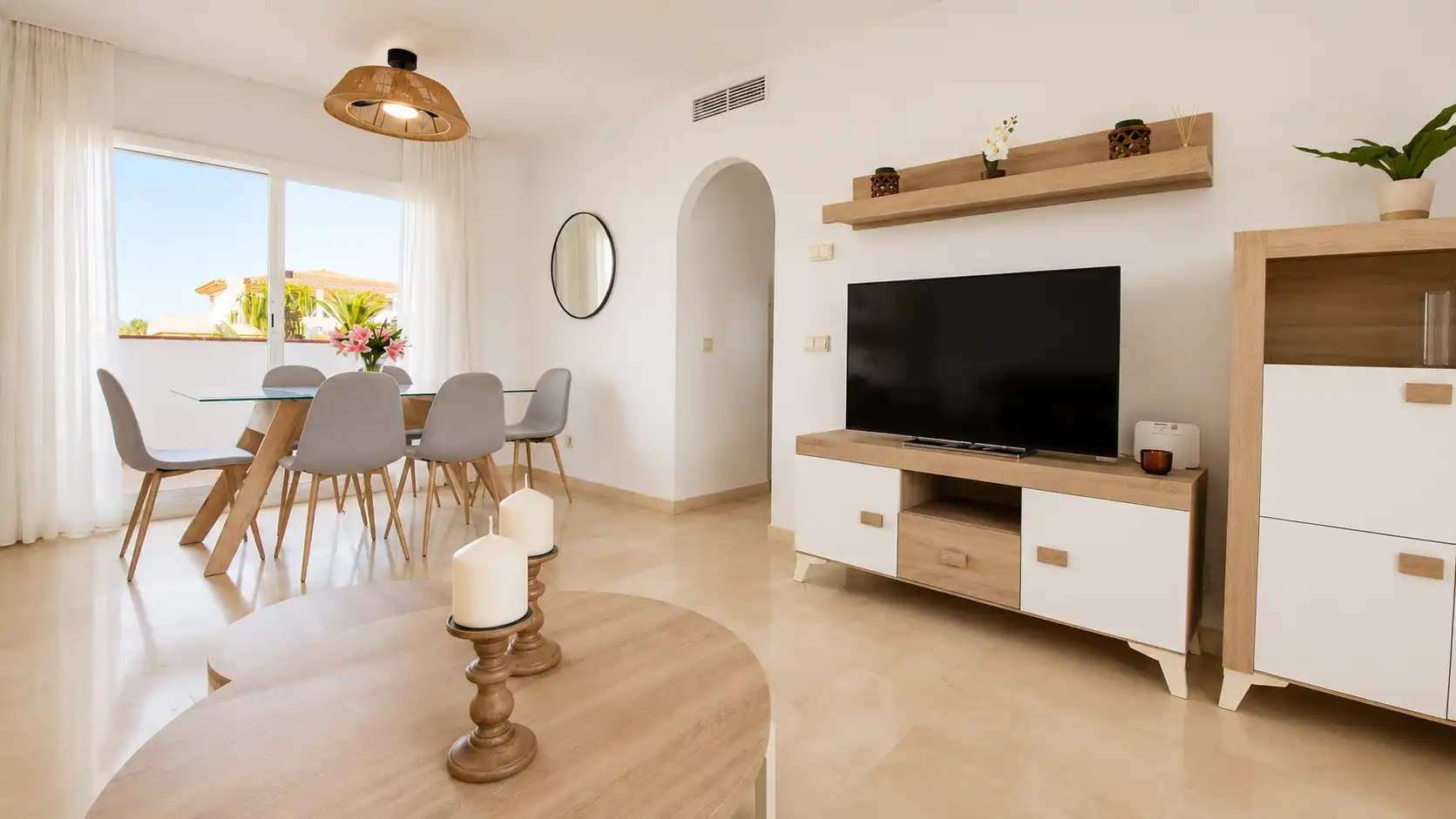Sala de estar de Apartamento de alquiler en Mijas con Aire acondicionado, Calefacción y Terraza