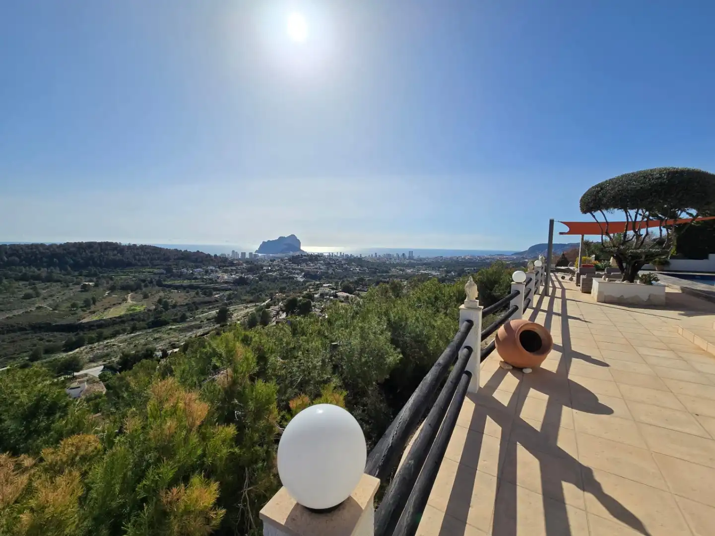 Vista exterior de Casa o chalet en venta en Calpe / Calp con Aire acondicionado, Calefacción y Jardín privado