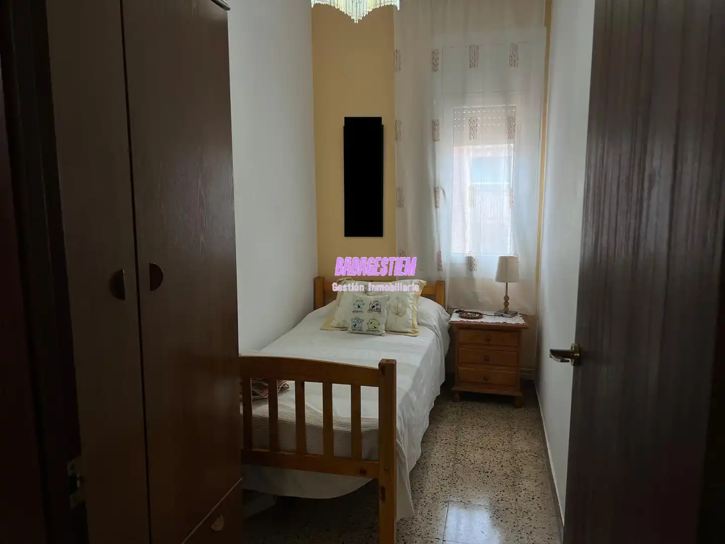Dormitori de Àtic en venda en Badalona amb Aire condicionat i Calefacció
