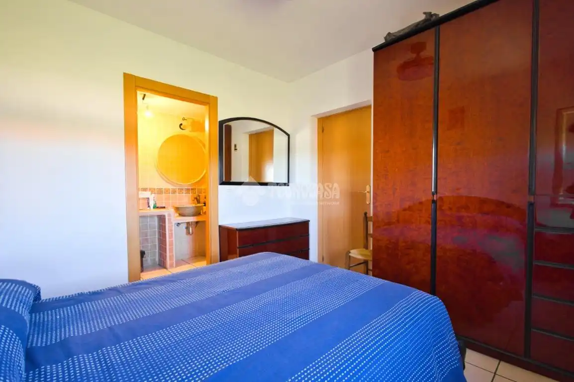 Habitación de Casa o chalet en venta en Calvarrasa de Arriba con Calefacción y Terraza