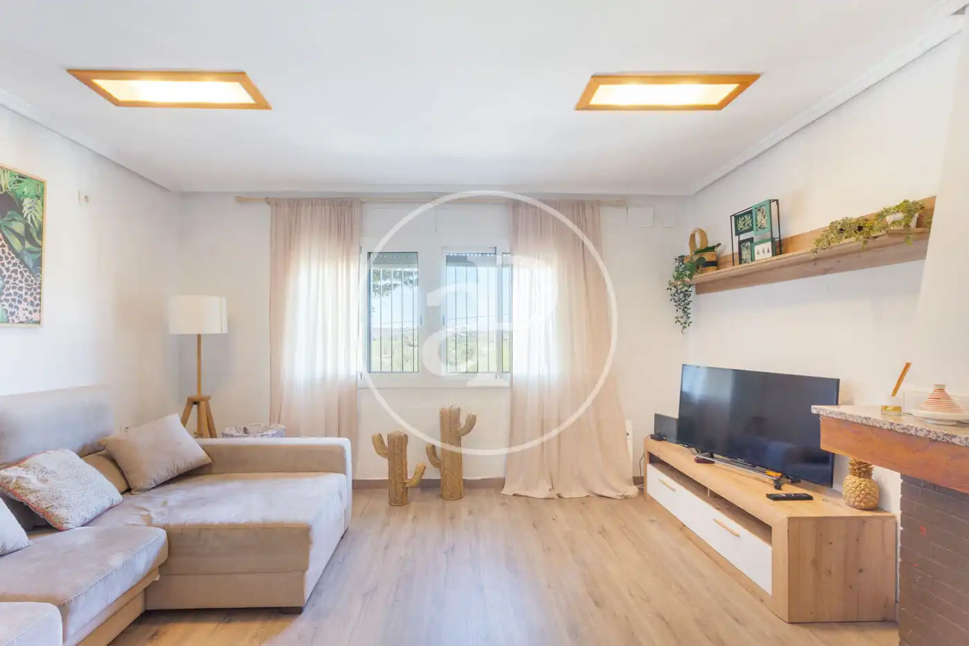 Living room of Houses for sale in Chiva  with Air Conditioner, Heating and Private garden