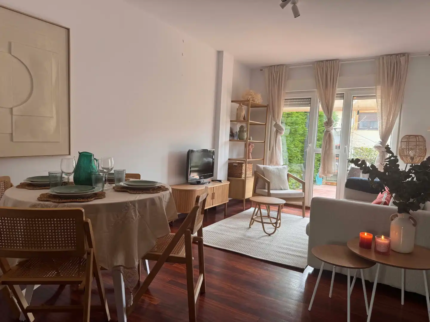 Sala d'estar de Pis de lloguer en Val de San Vicente  amb Calefacció, Jardí privat i Terrassa