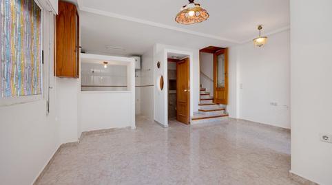 Foto 5 de Casa adosada en venda a Avenida de Londres, 42, Los Balcones y los Altos, Alicante