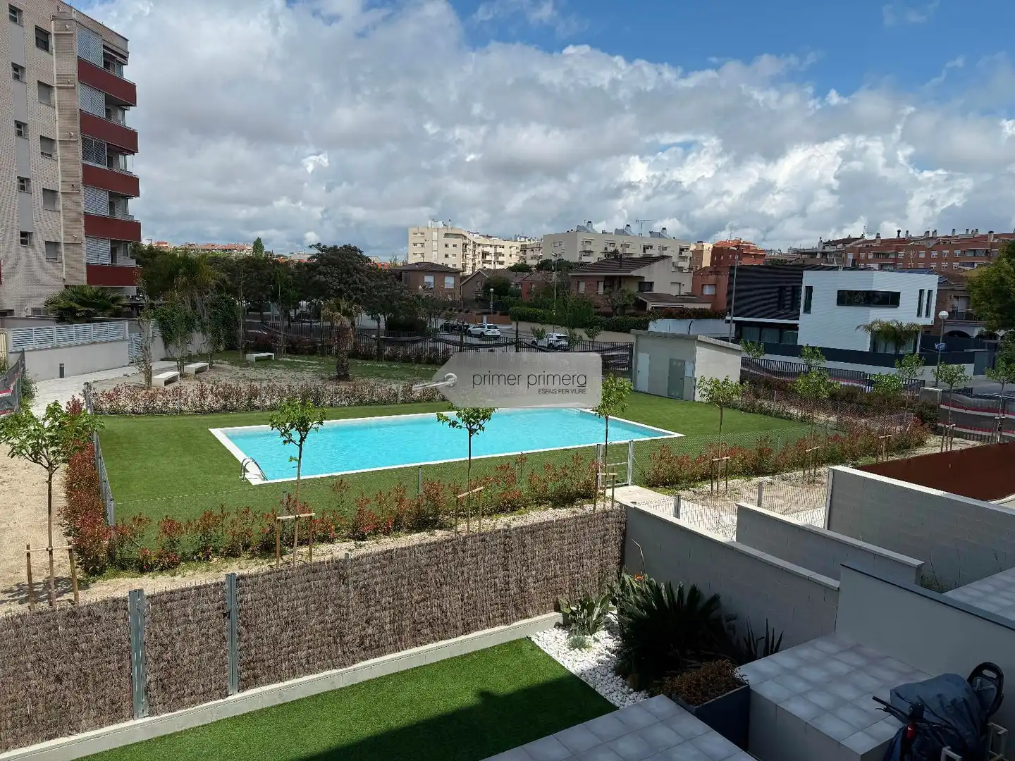 Piso en venta en Europa, La Girada