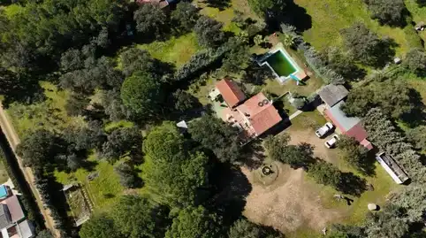 Haus oder Chalet zum Verkauf in Badajoz mit Klimaanlage, Heizung und Privatgarten