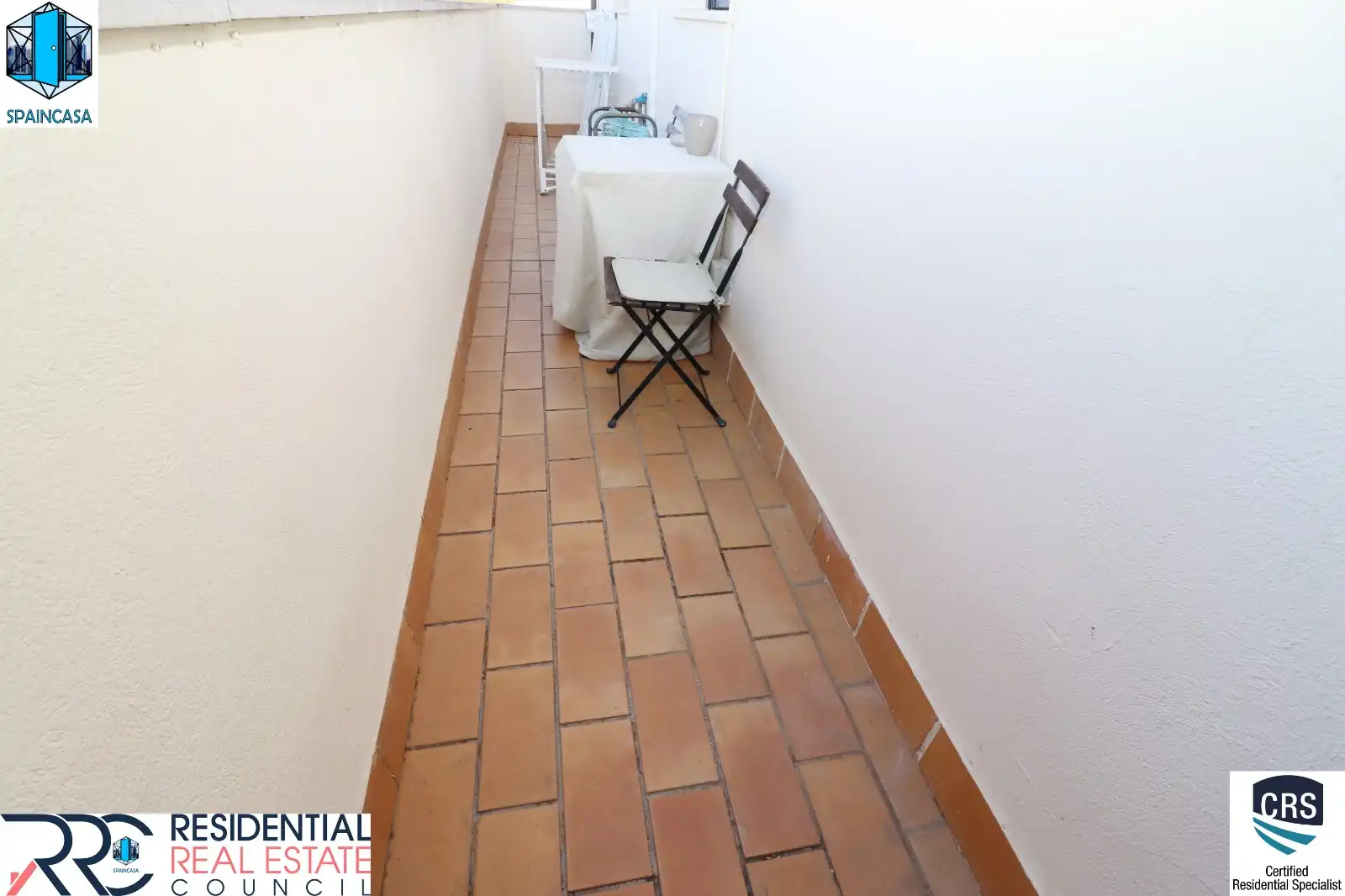 Casa aparellada amb terrassa en venda a Calle Victoria Kent 89, imagen 43