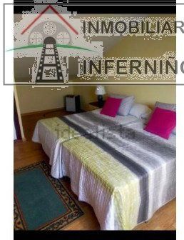 Bedroom of Attic to rent in Ferrol