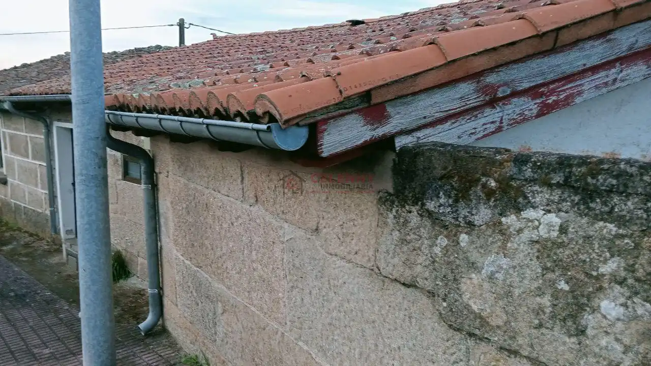 Vista exterior de Casa adosada en venta en Taboadela con Calefacción, Terraza y Trastero