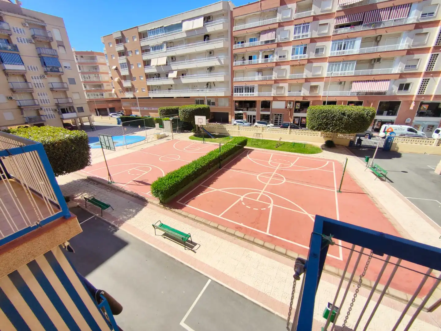 Parking of Flat for rent in Santa Pola  with Air Conditioner, Heating and Terrace