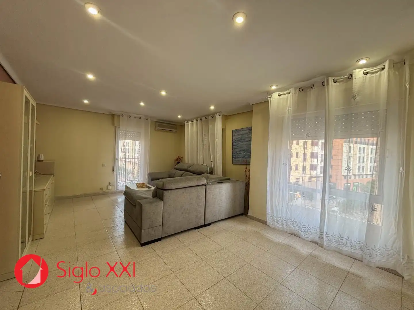 Sala de estar de Piso en venta en Almazora / Almassora con Aire acondicionado, Trastero y Balcón