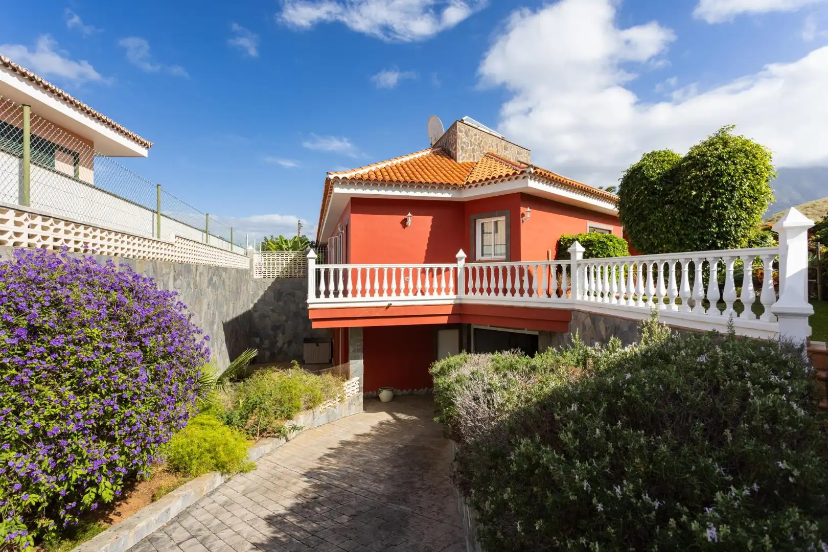 Vista exterior de Casa o chalet en venta en Puerto de la Cruz con Calefacción, Jardín privado y Parquet