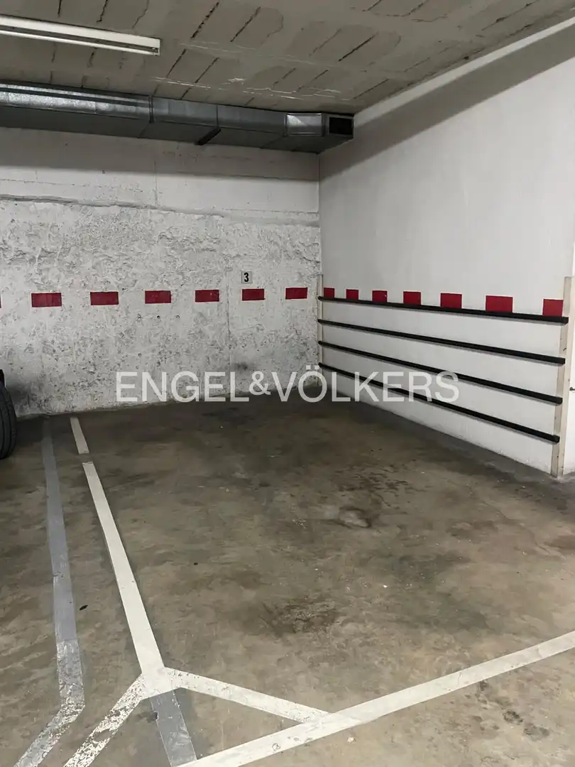 Aparcament de Àtic de lloguer en Barcelona amb Aire condicionat, Calefacció i Parquet