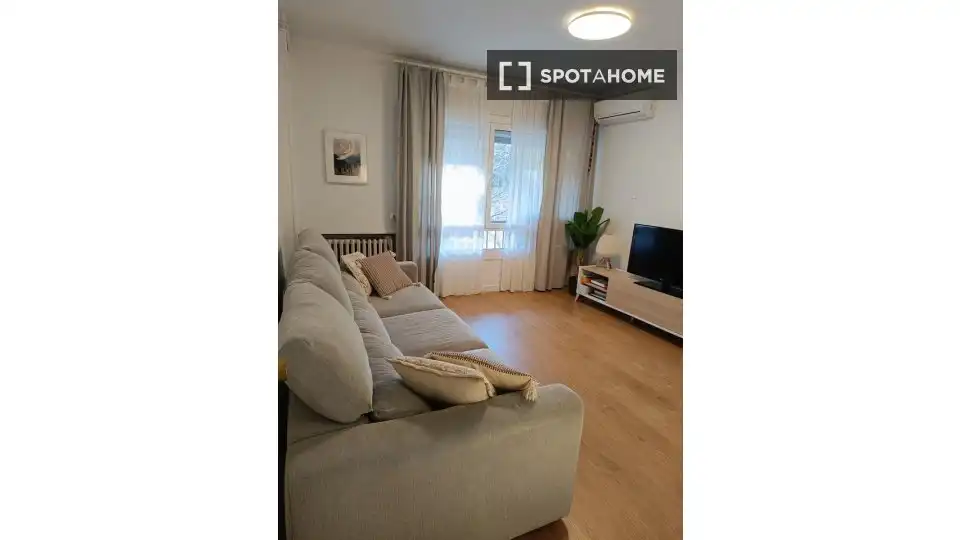 Sala d'estar de Pis de lloguer en  Barcelona Capital amb Aire condicionat, Calefacció i Moblat