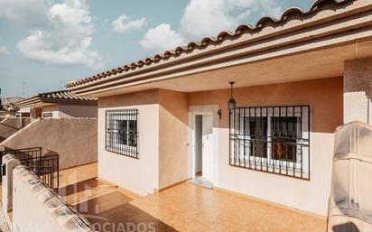 Vista exterior de Casa o xalet en venda en Cartagena amb Aire condicionat i Terrassa