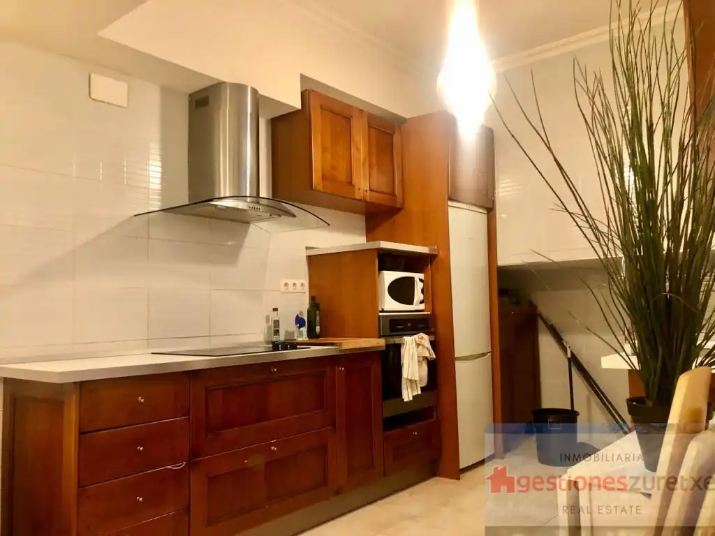 Cocina de Piso de alquiler en Bilbao  con Amueblado y Balcón