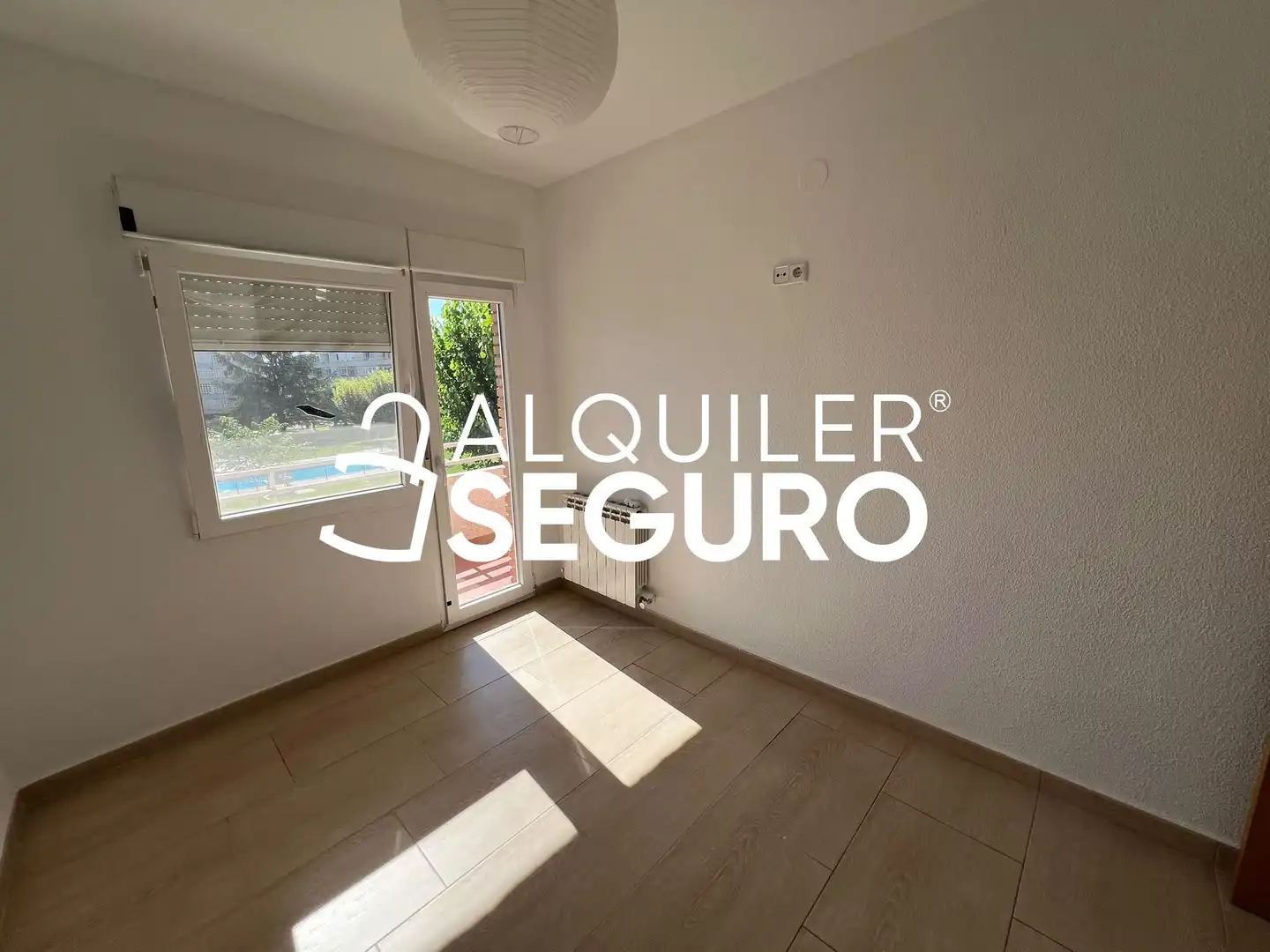 Schlafzimmer von Wohnung zur Miete in Colmenar Viejo mit Heizung, Terrasse und Schwimmbad