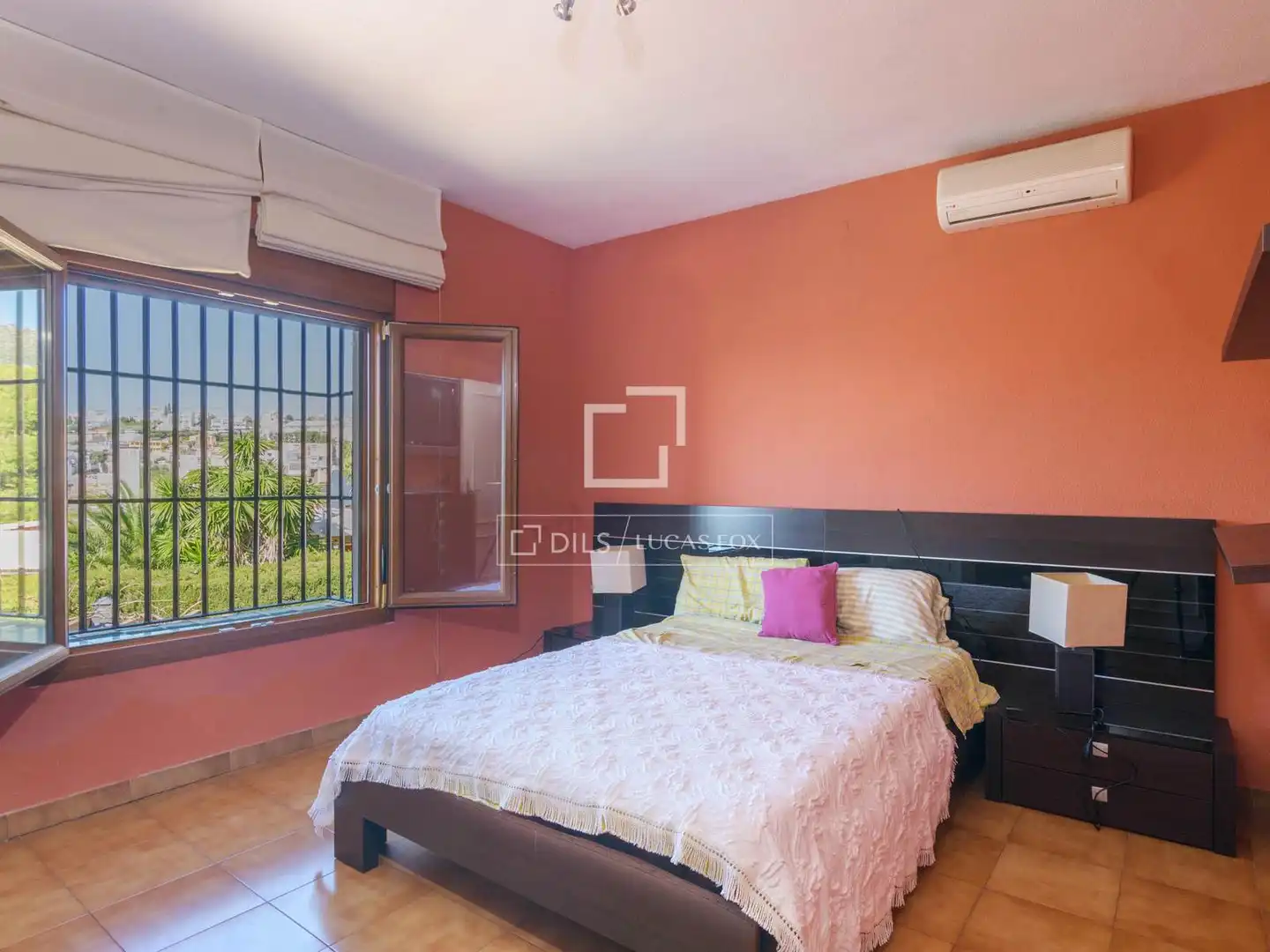 Habitación de Casa o chalet en venta en Málaga con Aire acondicionado, Jardín privado y Terraza