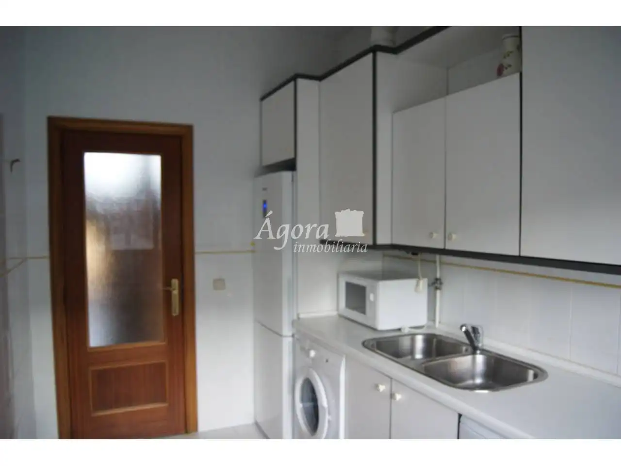 Cocina de Dúplex en venta en Valladolid con Calefacción, Parquet y Terraza