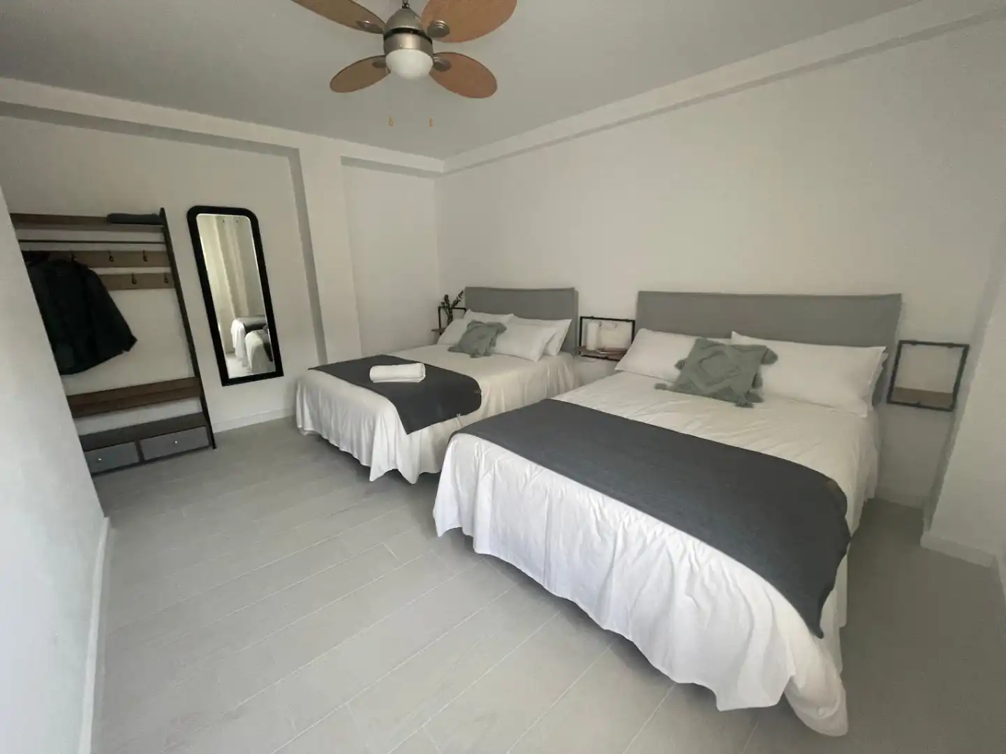 Bedroom of Flat for rent in El Puerto de Santa María
