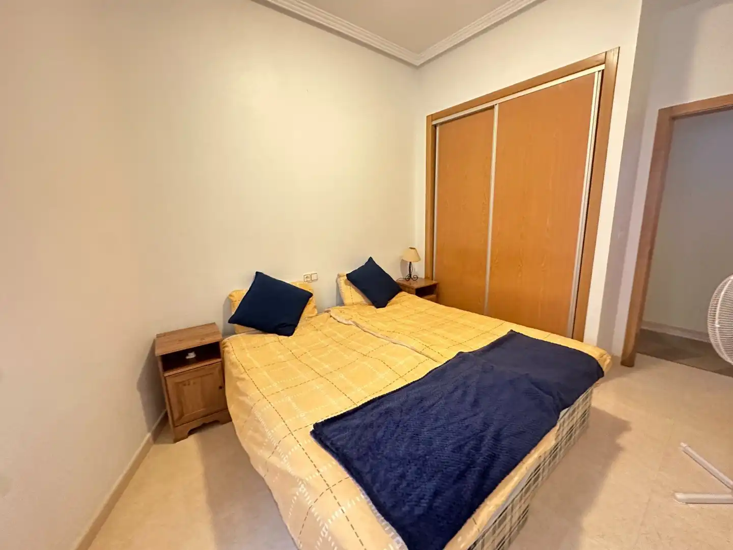 Dormitori de Apartament en venda en Jacarilla amb Moblat i Balcó
