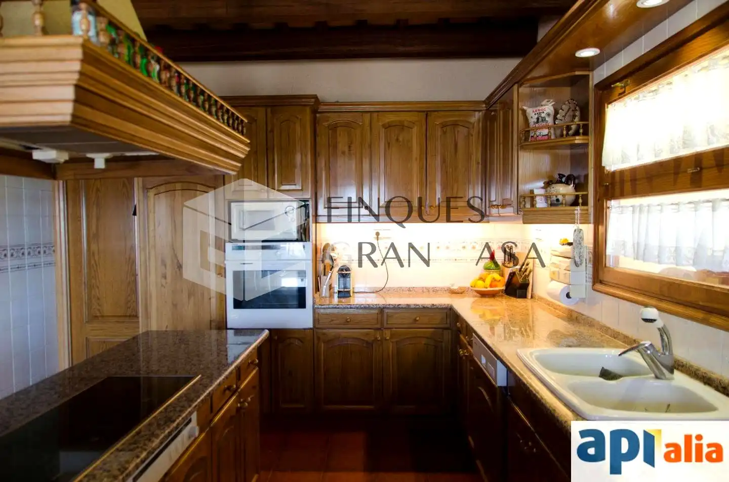 Küche von Country house zum Verkauf in Sant Antoni de Vilamajor mit Privatgarten, Parkett und Terrasse