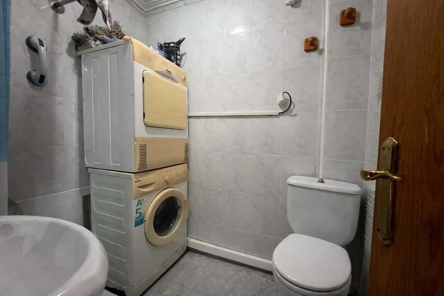 Baño de Apartamento en venta en Benidorm con Aire acondicionado y Amueblado