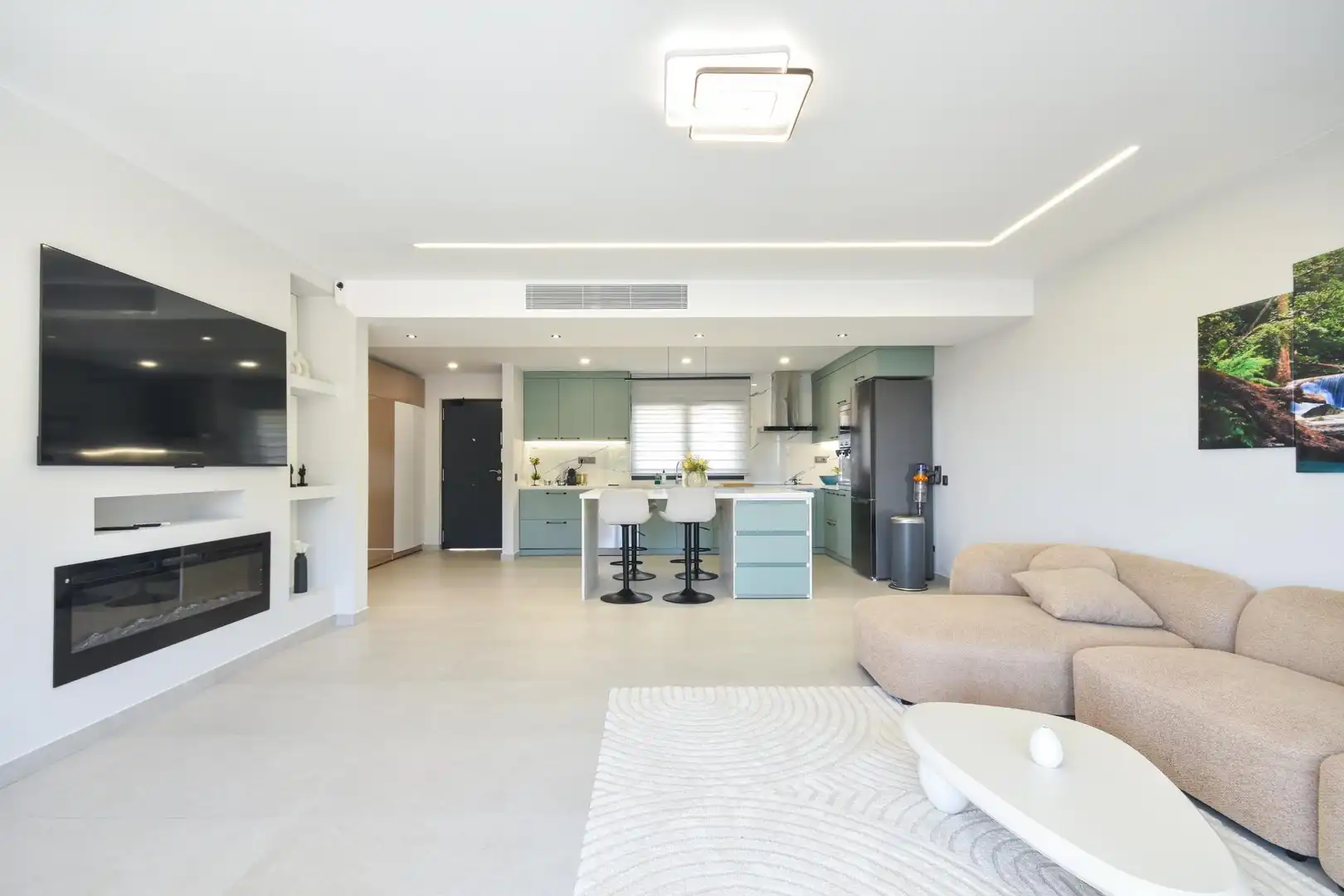 Sala d'estar de Casa o xalet en venda en Lloret de Mar amb Aire condicionat, Calefacció i Jardí privat